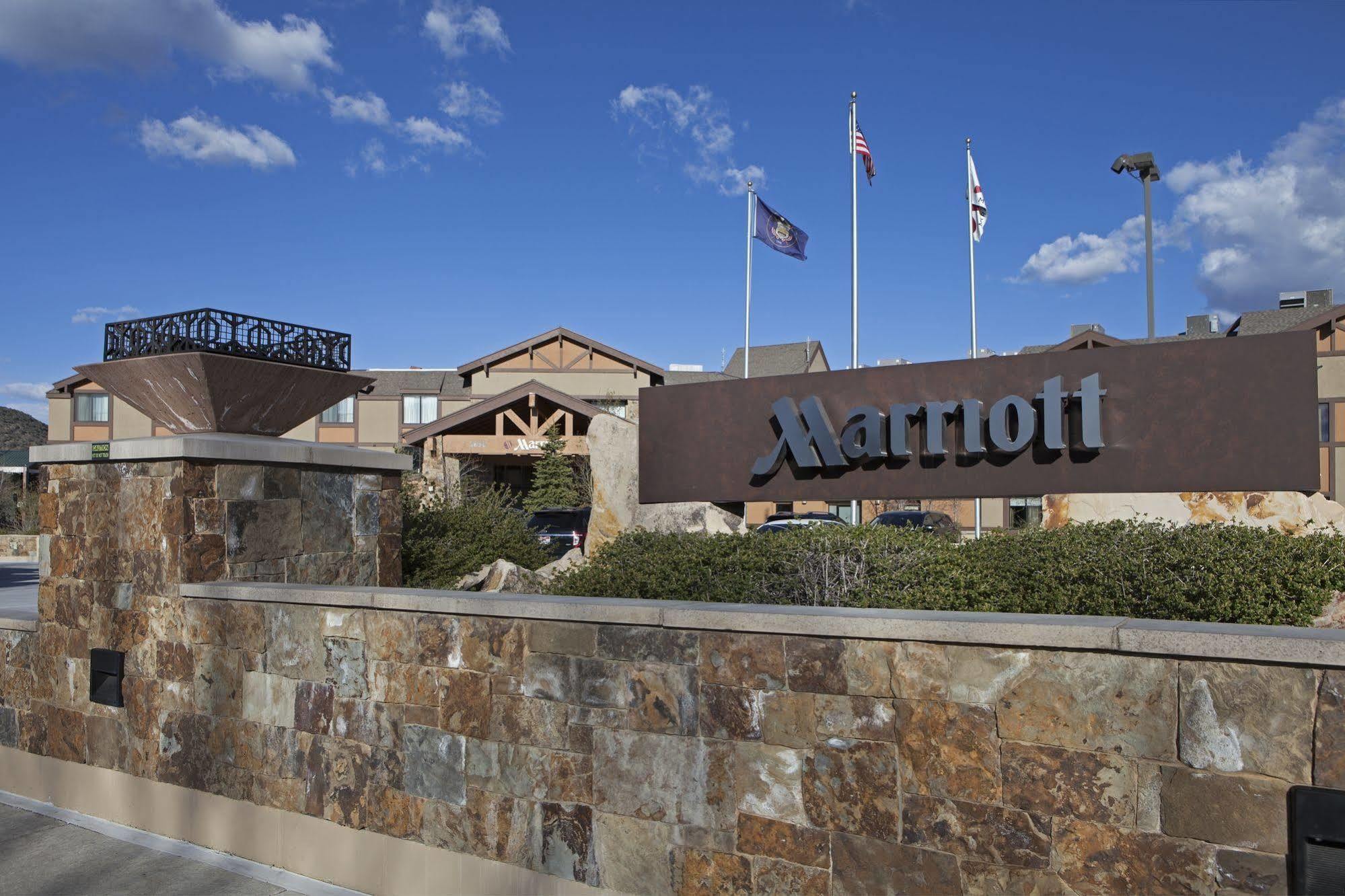 Sheraton Park Stadt Exterior foto